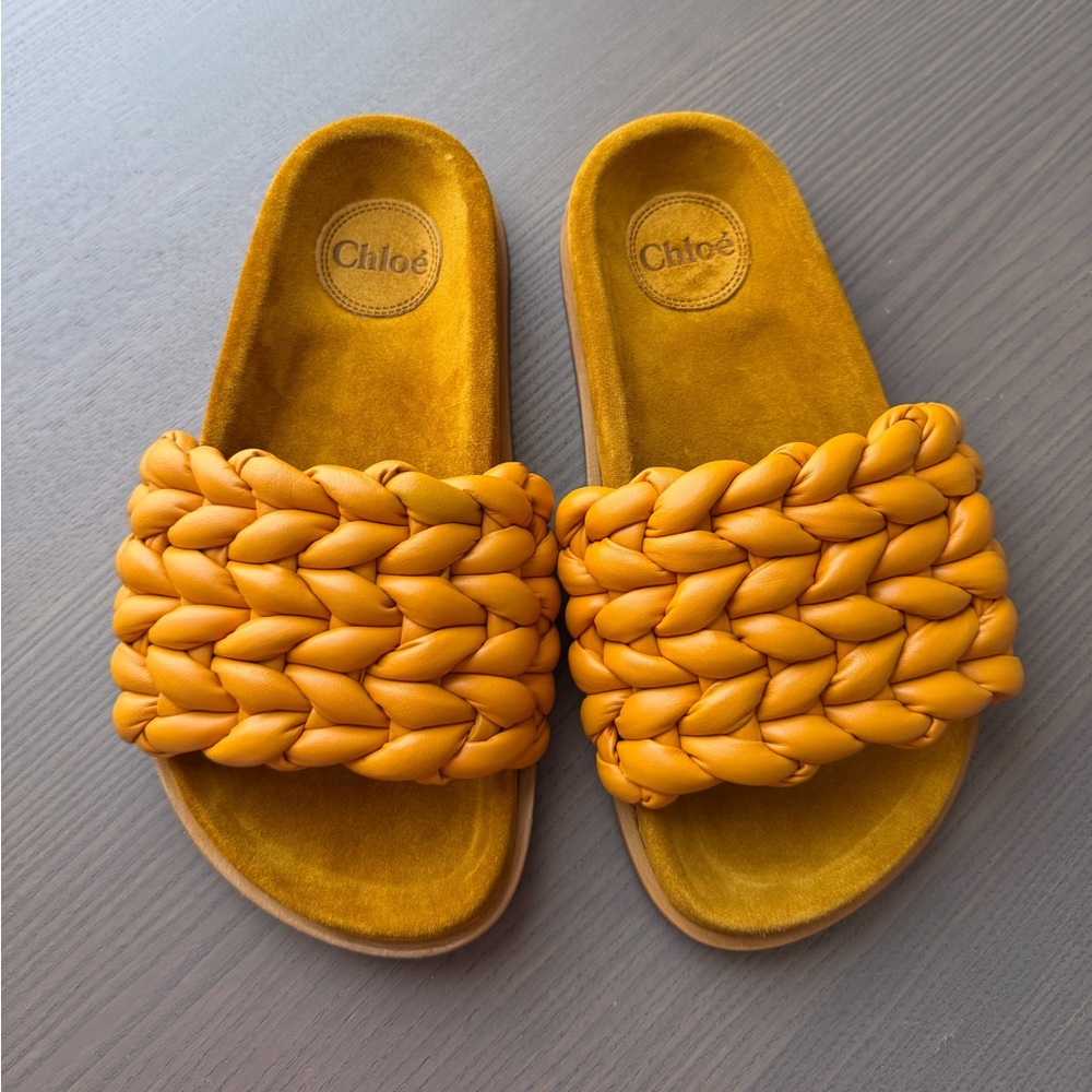 Chloe
Kacey Woven Calfskin Flat Sandals